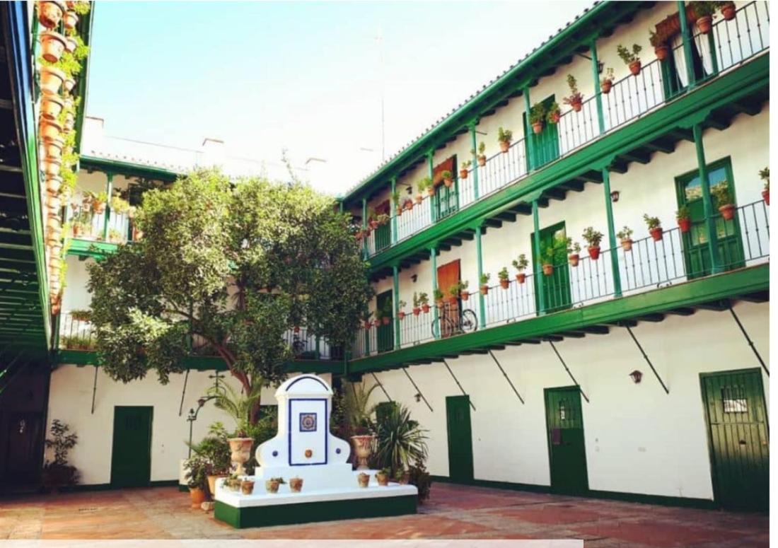 Casa Duque Compartida Familiar 2- Habitacion Bano Propio Sevilla Bagian luar foto