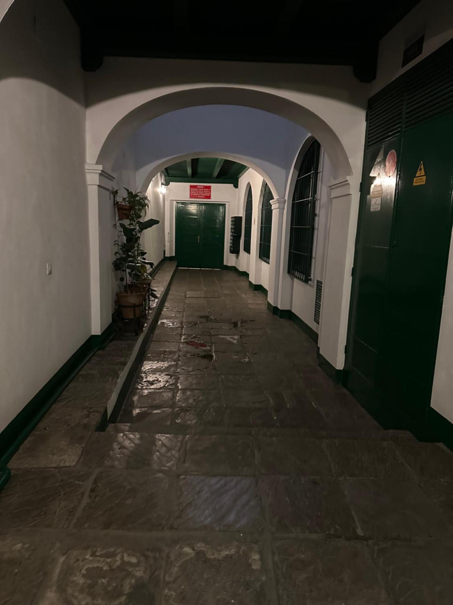 Casa Duque Compartida Familiar 2- Habitacion Bano Propio Sevilla Bagian luar foto