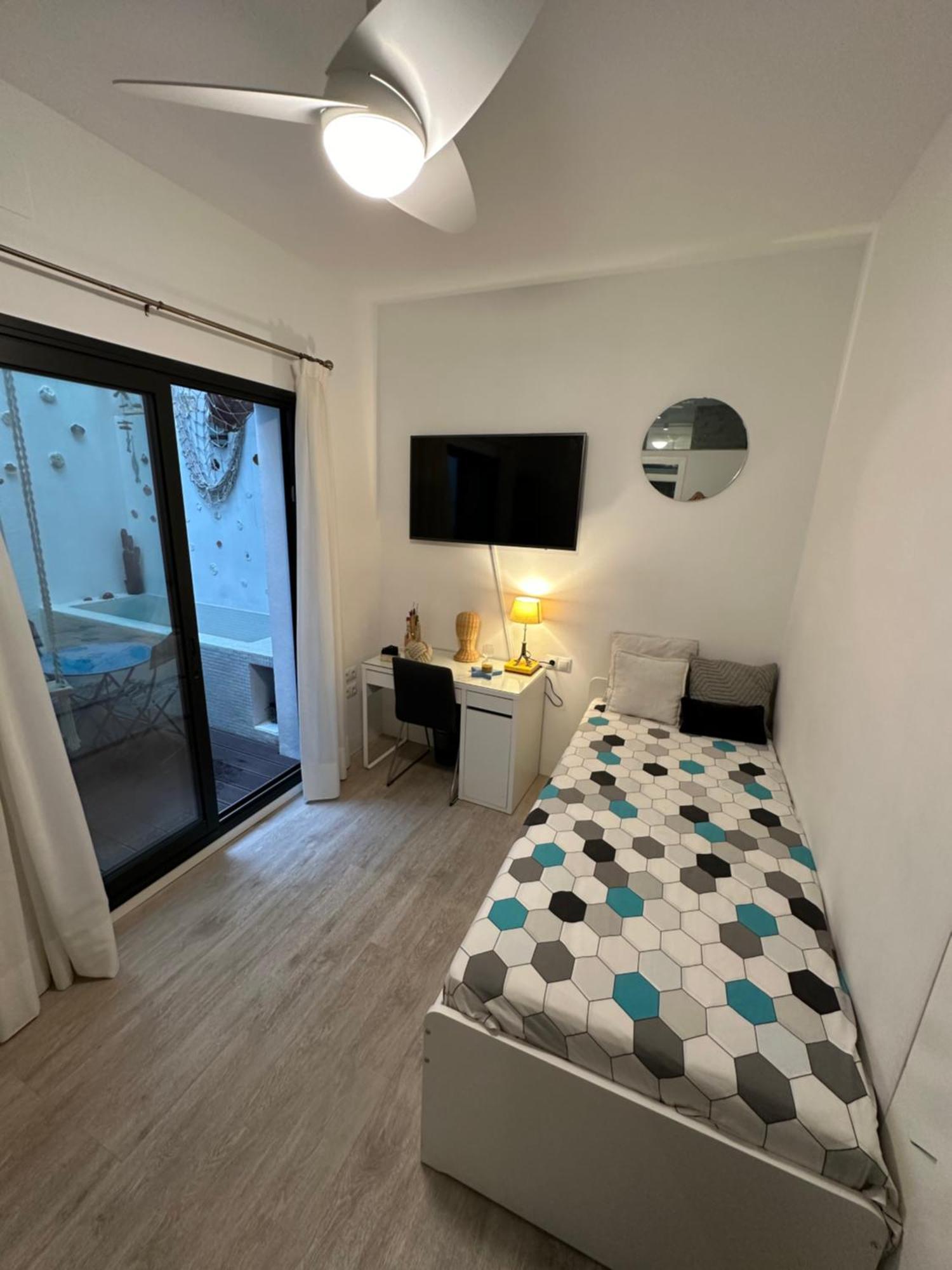 Casa Duque Compartida Familiar 2- Habitacion Bano Propio Sevilla Bagian luar foto