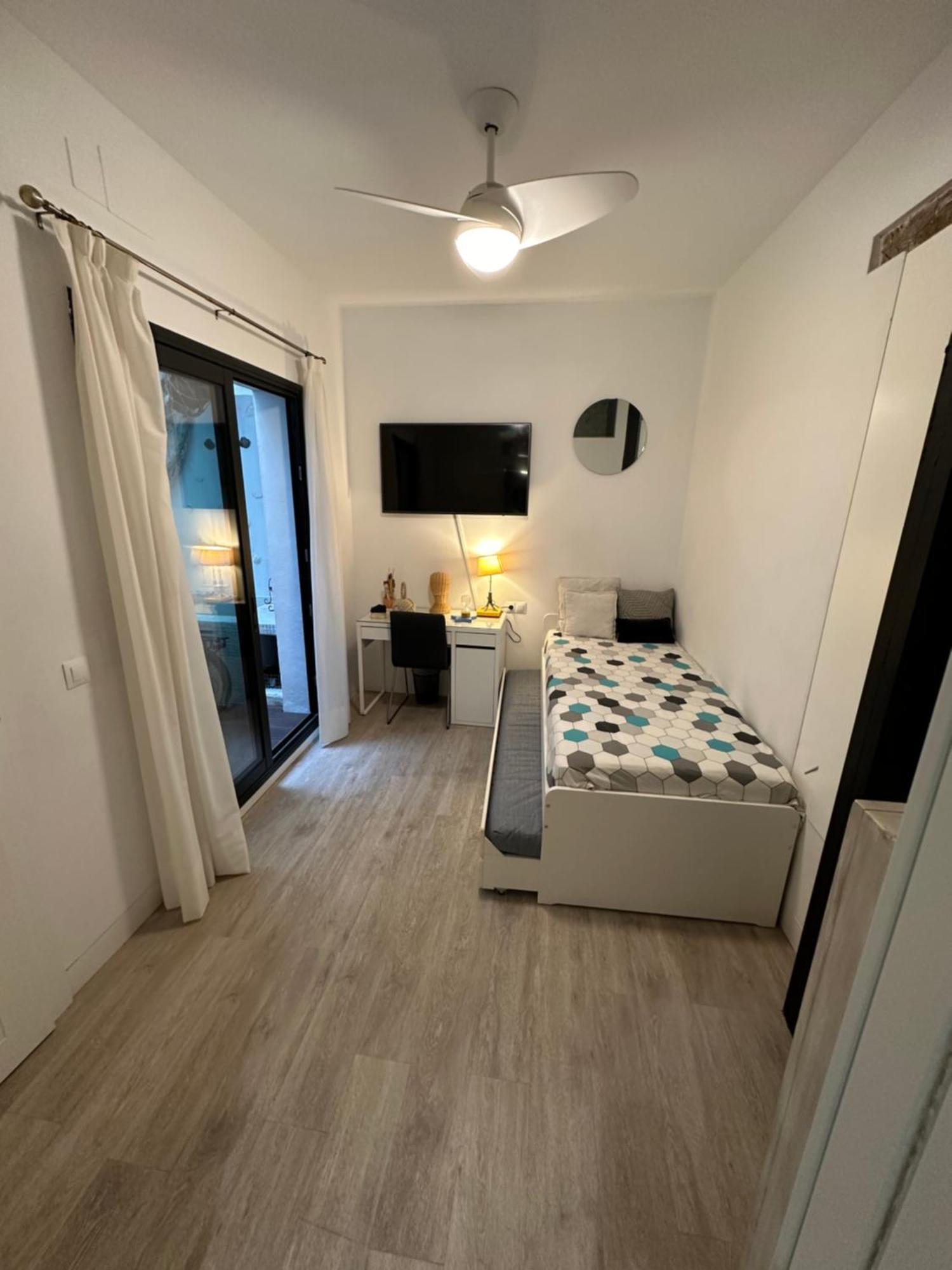 Casa Duque Compartida Familiar 2- Habitacion Bano Propio Sevilla Bagian luar foto